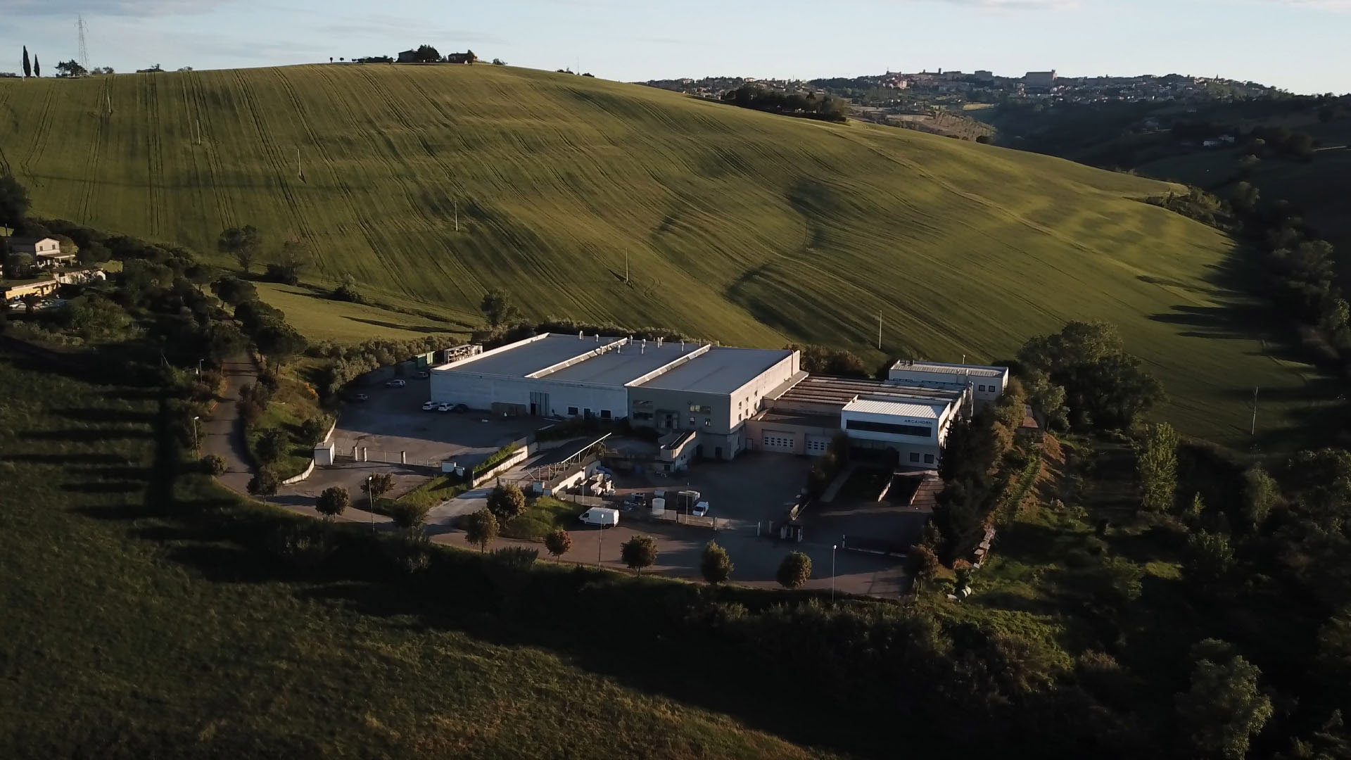 About us - Company - Arcahorn