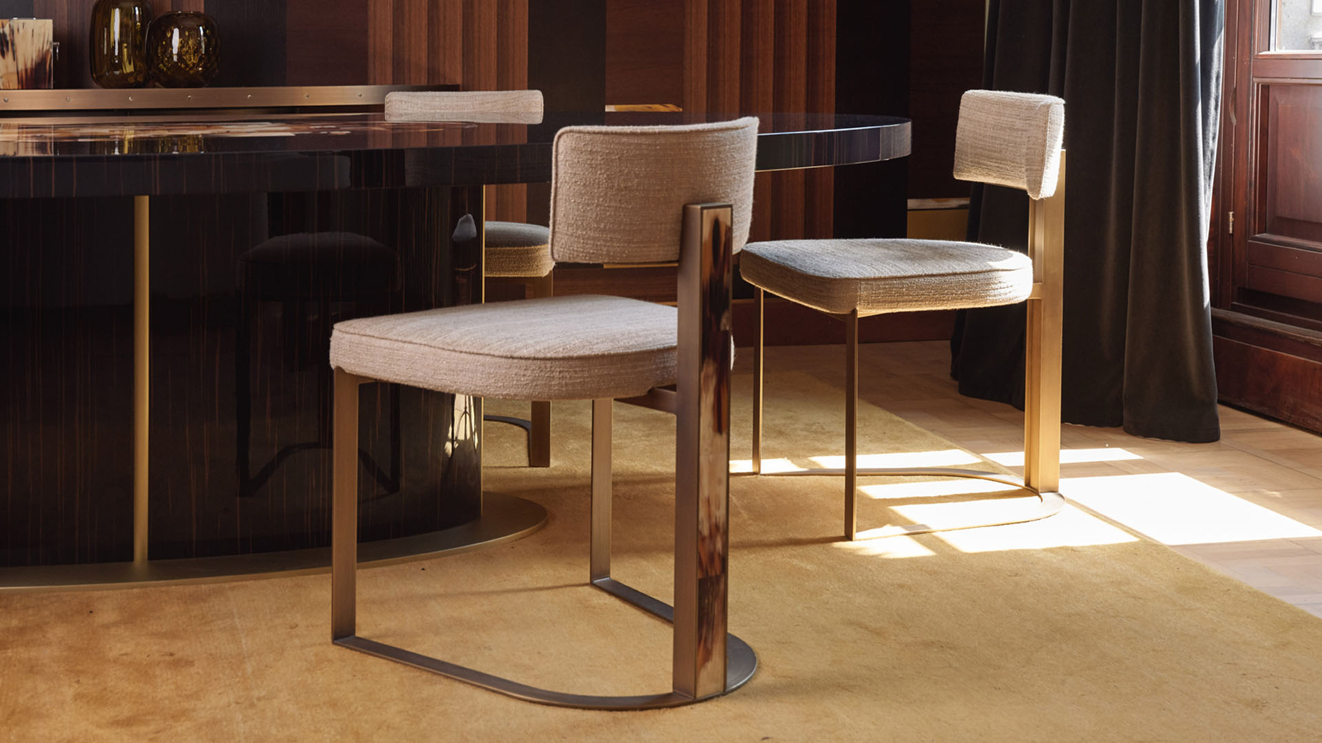 Sofas and seats - Sveva chair in Samsara fabric with horn inlays mod. 6042B - 16-9 2- Arcahorn